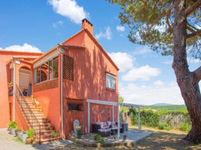 Comfortable farmhouse with private pool